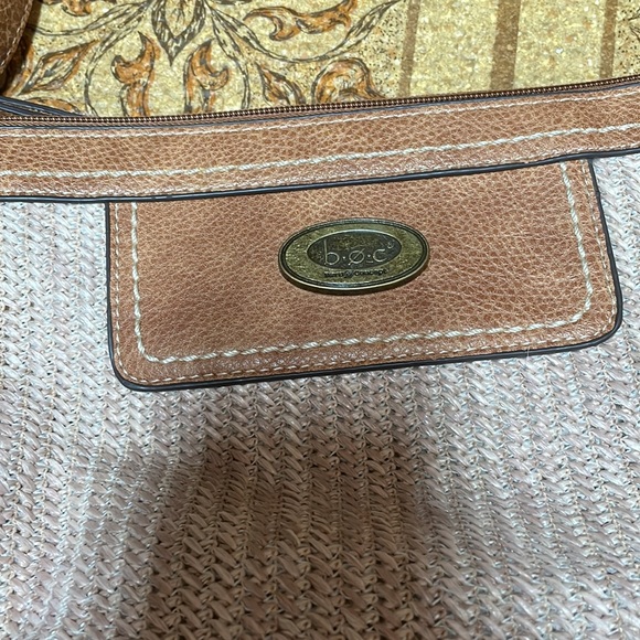 Bundle of 2 purses Calvin Klein and b.o.c - Picture 9 of 11